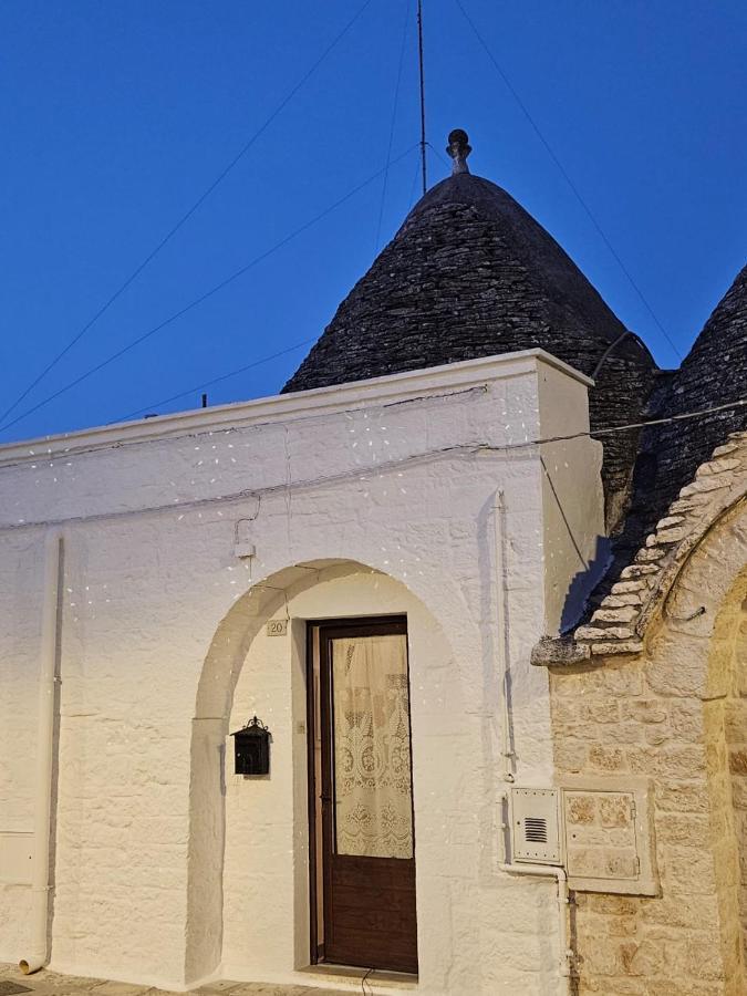 Trullo Aurora Boreale Alberobello Bagian luar foto