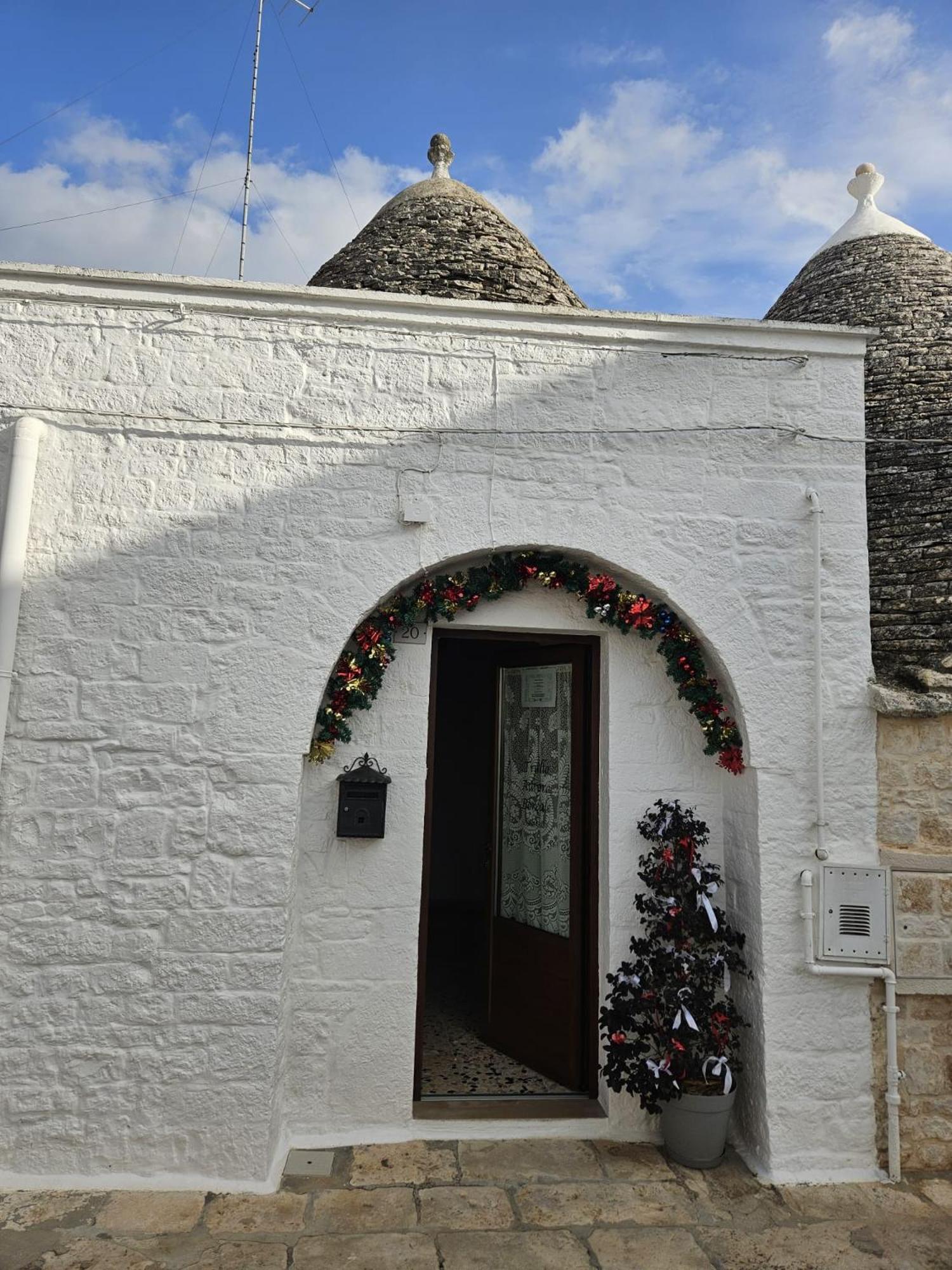 Trullo Aurora Boreale Alberobello Bagian luar foto